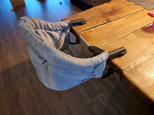 Laste söögitool, beebi tool, lauatool (1 foto / 3)