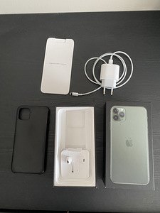 iPhone 11 Pro Max 256 GB 2020 (3 foto / 3)