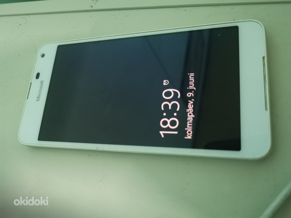 Microsoft Lumia 650 белый (фото #5)