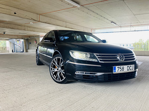 Volkswagen Phaeton 4motion (1 foto / 14)