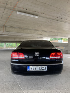Volkswagen Phaeton 4motion (5 foto / 14)