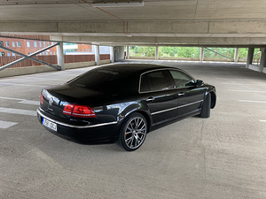 Volkswagen Phaeton 4motion (6 foto / 14)