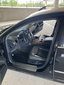 Volkswagen Phaeton 4motion (14 foto / 14)