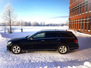 Mercedes-Benz E 220 2.1 R4 125kW FACELIFT (4 foto / 15)