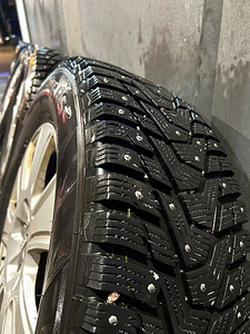 AUDI Naastrehvid velgedega 215/65 R16 - 4tk (4 foto / 5)