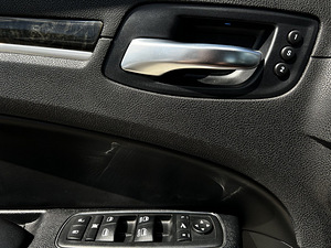 Lancia Thema 3.0 CRD 140kW (10 foto / 13)