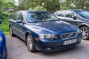 VOLVO S80 (1 foto / 5)