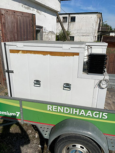 Teisaldatav külmafurgoon Peugeot Partnerile (4 foto / 4)