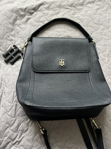 Tommy Hilfiger seljakott (1 foto / 3)