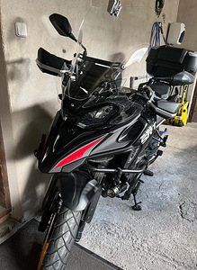 QJMOTOR srt800sx (4 foto / 10)