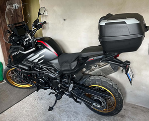 QJMOTOR srt800sx (1 foto / 10)
