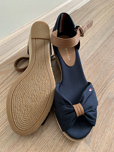 Platvormkingad uued Tommy Hilfiger 37 (3 foto / 3)
