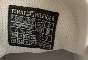 Vabaaja tossud Tommy Hilfiger (4 foto / 4)