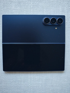 Samsung Galaxy Fold7 (2 фото из 2)