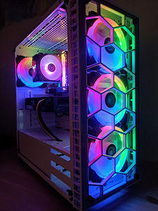 AMD Mänguriarvuti RX 6600 8GB,RYZEN 5 4500,16GB DDR4,512GB N (1 foto / 7)