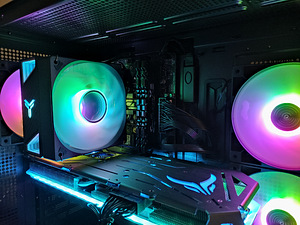 UUS!Mänguriarvuti RX 7800XT/i5-14400F/32GB DDR4/1TB SSD (8 foto / 9)