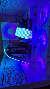 UUS! Mänguriarvuti RX 5700XT/RYZEN5 3500X/32GB DDR4/WIFI (2 foto / 6)
