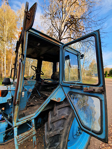 BELARUS MTZ-82 1989 suure kabiiniga (arvel) (9 foto / 10)