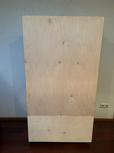 Müüa 3 riiulit (alumise kinnise osaga) (4 foto / 4)