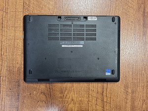 Dell Latitude E5450,I5,8GB,256ssd,Win 11 (3 foto / 3)