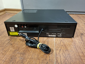 Denon DCD-1000 Stereo Compact Disc Player (3 foto / 3)