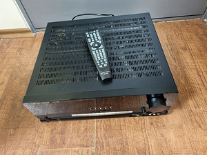 Harman Kardon AVR3000 Audio Video Receiver (2 foto / 3)