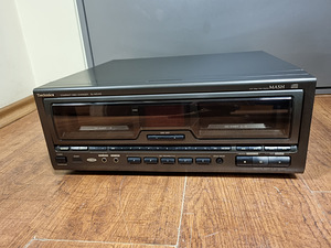 Technics SL-MC410 Compact Disc Changer 111 cd