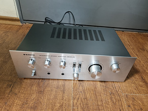 Sanyo DCA-20 Integrated Stereo Amplifier (2 foto / 3)