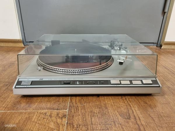 JVC L-F66 Direct-Drive Fully-Automatic Turntable (foto #1)