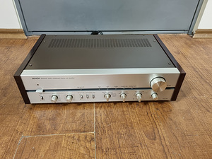 Denon PRA-1000 Stereo Pre Amplifier (2 foto / 4)