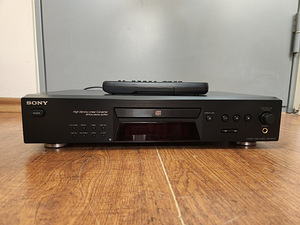 Sony CDP-XE570 Stereo Compact Disc Player  			