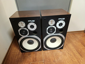 Pioneer HPM-700 4 Way 4 Speaker Bass Reflex Speaker System  			