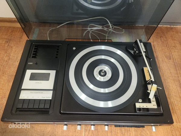 Ferguson Studio 7