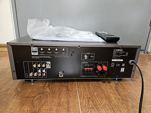 Yamaha RX-V381 5.2 4K, BT, USB (3 foto / 3)