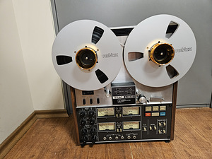 TEAC A-3340 Stereo Tape Deck (1 foto / 6)