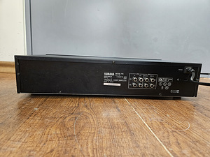 Yamaha EQ-70 10 Band Stereo Graphic Equalizer (4 foto / 4)