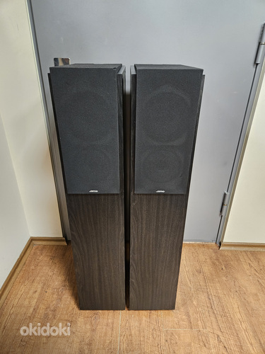 Jamo E770 HiFi põrandakõlarid.