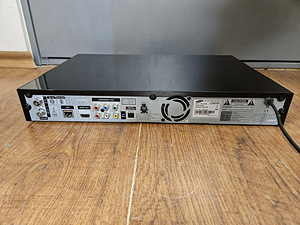 SAMSUNG BD C- 8200 HDD RECORDER, BLURAY, DVD, CD, TV PLAYER (3 foto / 3)