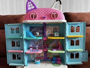 Gabby dollhouse (1 foto / 9)
