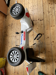 Toyota pedaalidega vormel (2 foto / 3)