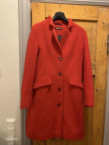 Продается пальто Monton, размер 38 (фото #1)
