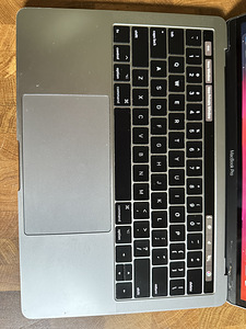 Macbook Pro 13 i5 3.1GHz 256GB 2017 (3 foto / 9)