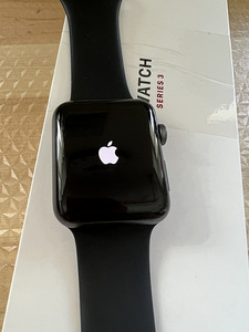 Apple Watch 3 LTE (42mm) (7 foto / 7)