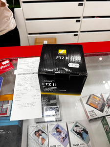 Nikon FTZ II adapter (1 foto / 2)