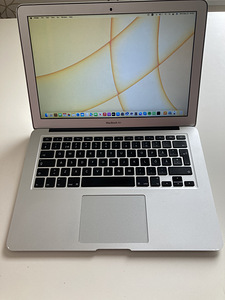 Macbook Air süleaarvuti