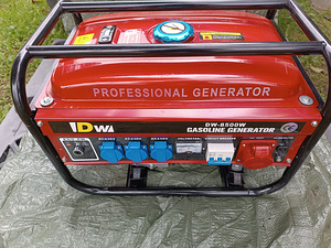 Elektri Generaator DW-8500W, 3KW, 230 V/380 V/12 V (UUS) (8 foto / 8)