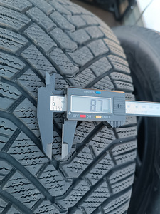 215/55 R17 98T GOODYEAR ULTRAGRIP ICE 3 (9 foto / 10)