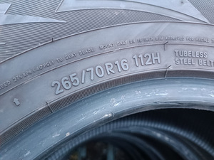 265/70 R16 112H TOYO OBSERVE GSI6 LS (7 foto / 10)
