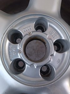 17" AUDI, VW, SKODA, SEAT ORIGINAAL VELJED (4 foto / 4)