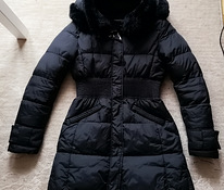 Теплое черное приталенное пальто с капюшоном, M / L